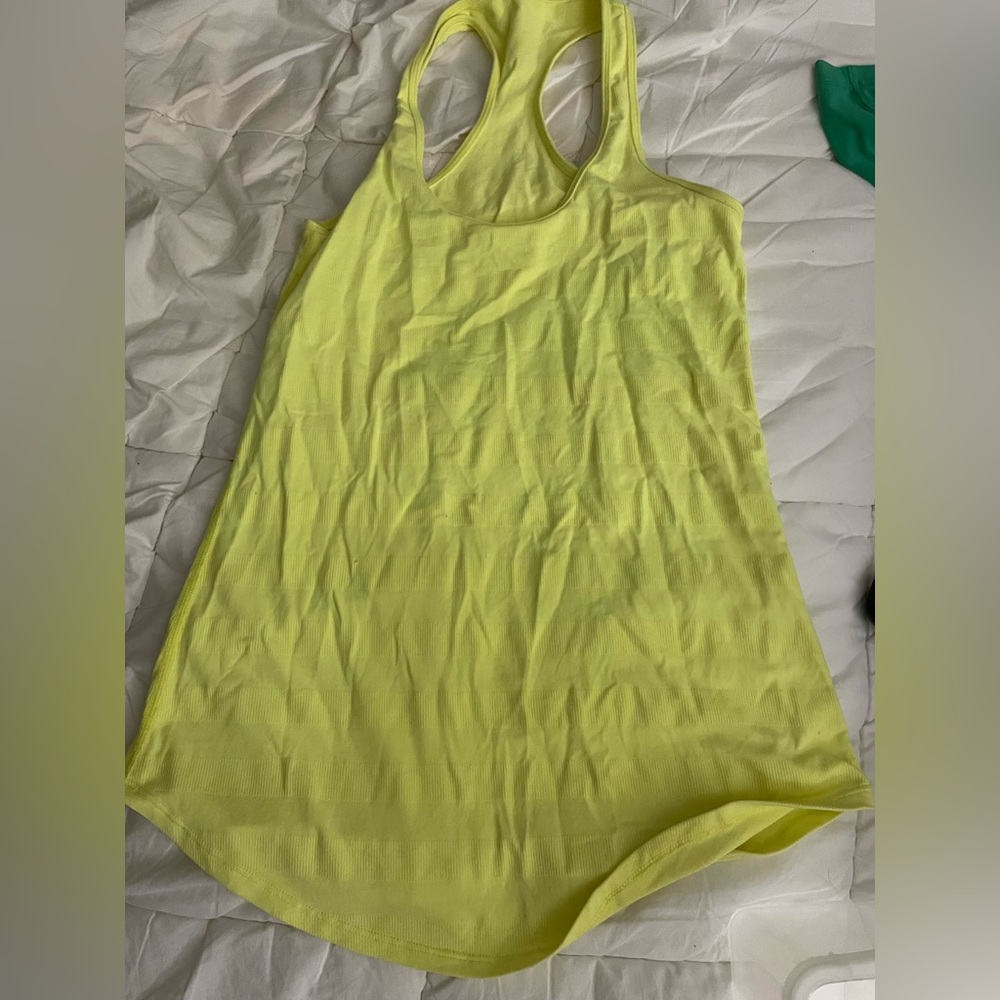 LULULEMON Tank Top Mystery Bundle, Power Y, Swiftly, Flowy 4 / 6 / 8 / 10 S / M - Picture 13 of 16